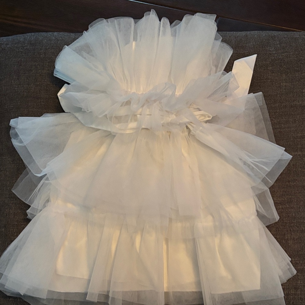 Elegant White Mini Dress
